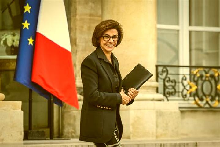 Ella, 25 — Escort in La Gaubretiere, France