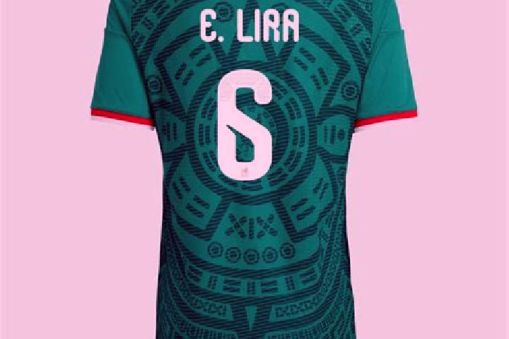 Ella, 25 — Escort in La Lira, Mexico