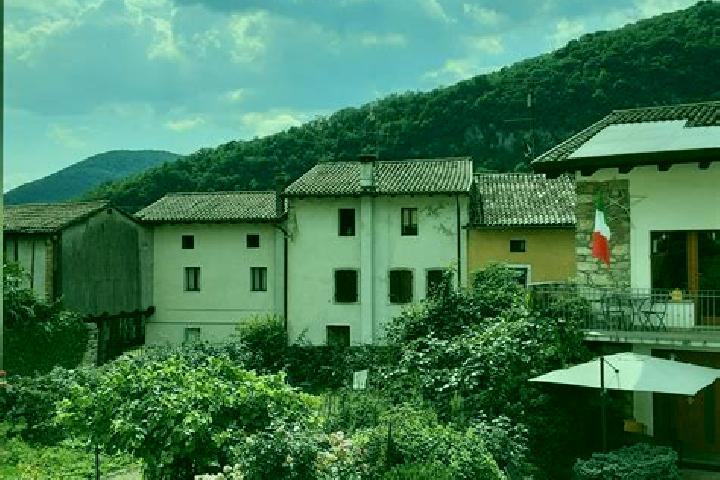 Ella, 25 — Escort in San Pietro al Natisone, Italy