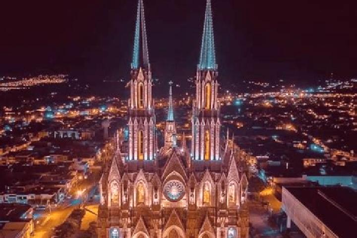 Ella, 25 — Escort in Tepalcatepec, Mexico