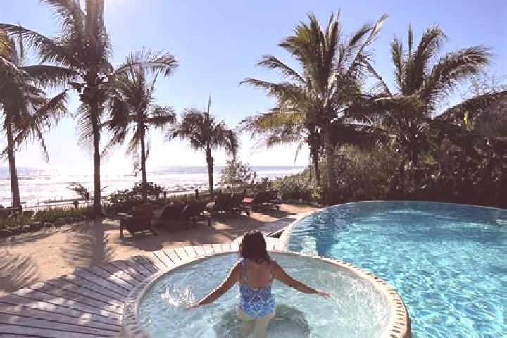 Ella, 25 — Escort in Troncones, Mexico