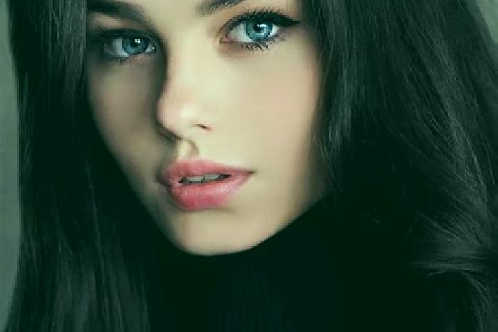 Ella, 26, a black dark-eyed european companion based in Kant. Offering A-Level, Striptease. Available for incall and outcall, overnight bookings available.