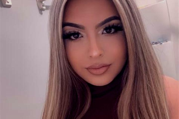 Ella, 26, a blonde brown-eyed latina companion based in Pedraza La Vieja. Offering 69, Overnight, Girlfriend Experience, Striptease, Fetish. Available for in...