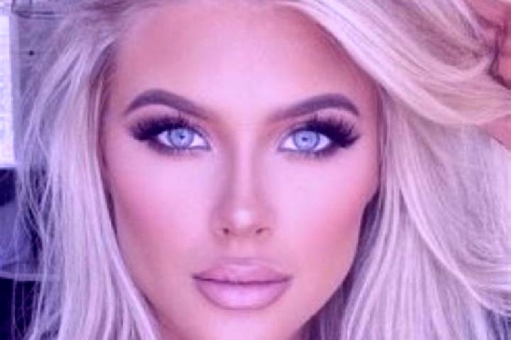Ella, 26, a platinum blonde hazel-eyed ebony companion based in Anzi. Offering Girlfriend Experience, Couples, Roleplay, Fetish, Erotic Massage. Available fo...