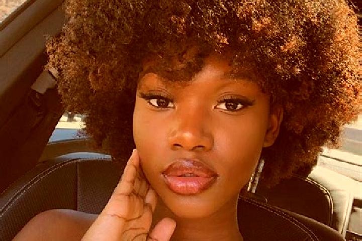 Ella, 26, a red dark-eyed ebony companion based in Teana. Offering BDSM, Fetish, 69. Available for incall and outcall, overnight bookings available.