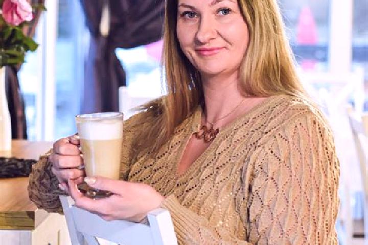 Ella, 26 — Escort in Baruchowo, Poland