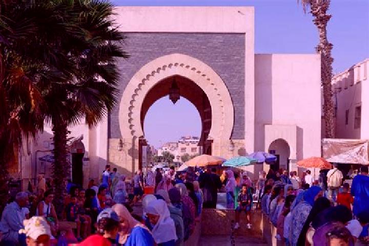 Ella, 26 — Escort in el hed, Algeria