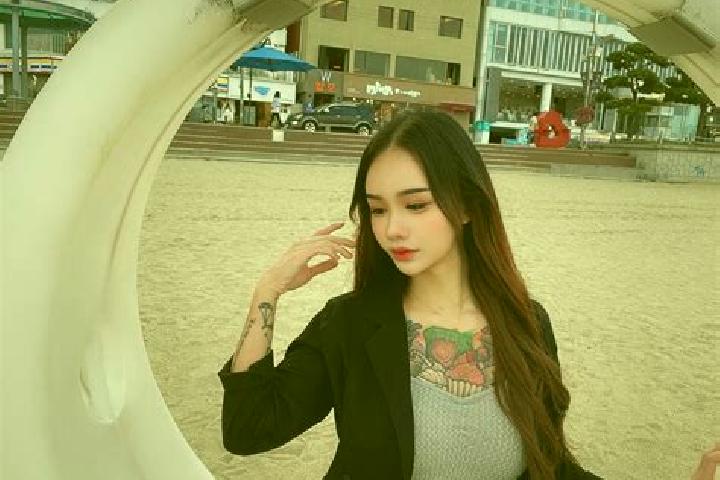 Ella, 26 — Escort in London Colney, United Kingdom