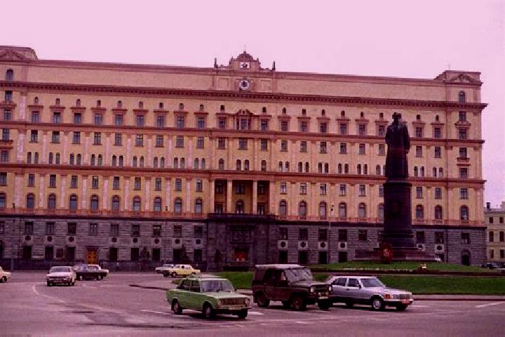 Ella, 26 — Escort in Lyuban , Russia