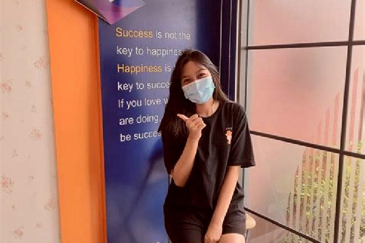 Ella, 26 — Escort in Nong Khaem, Thailand