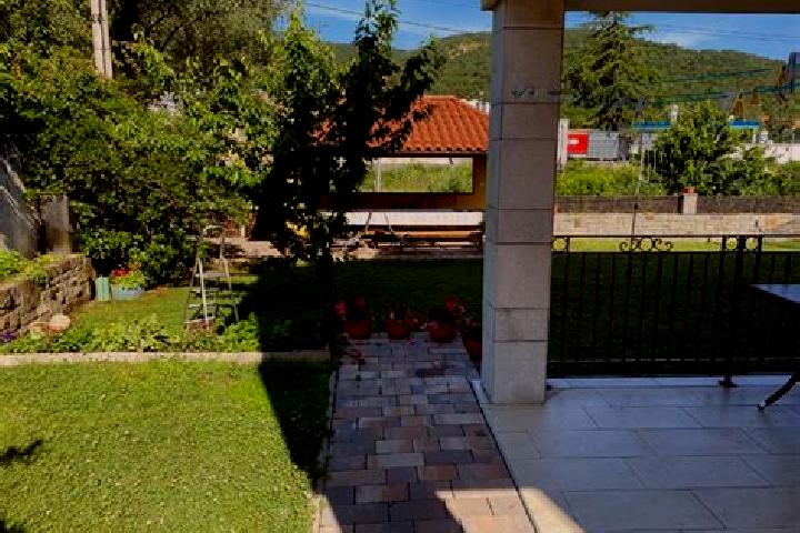 Ella, 26 — Escort in Zgornje Partinje, Slovenia