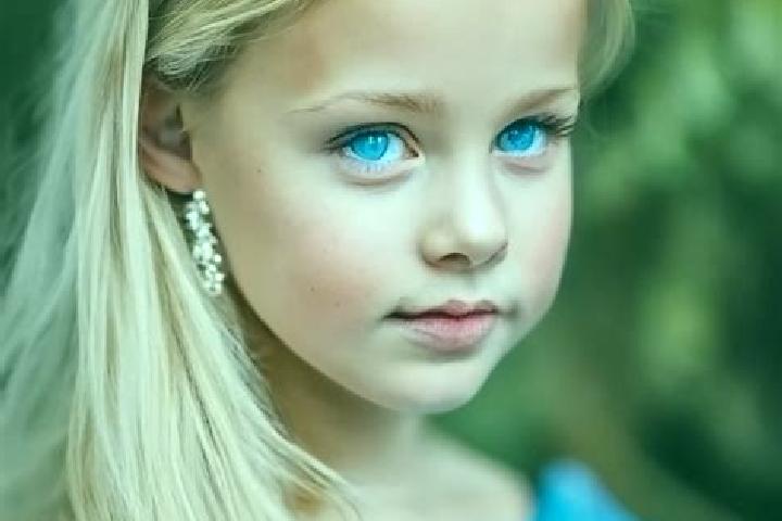 Ella, 27, a blonde blue-eyed caucasian companion based in Selbagnone. Offering Massage, Party Girl, Overnight. Available for incall and outcall, overnight bo...
