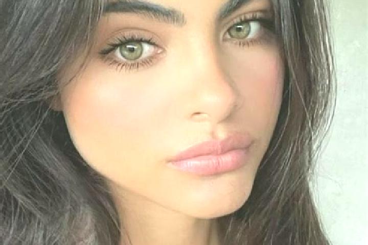 Ella, 27, a brunette dark-eyed middle eastern companion based in Longhutang. Offering Fetish, Striptease, Girlfriend Experience, Couples. Available for incal...