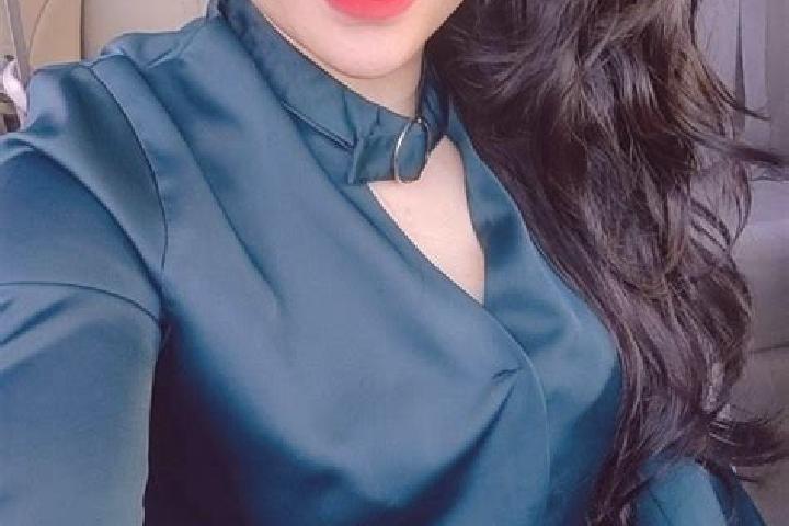 Ella, 27, a brunette green-eyed asian companion based in Wellesbourne. Offering Fetish, Girlfriend Experience, Erotic Massage. Available for incall and outca...