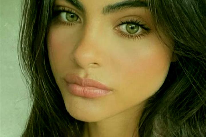 Ella, 27, a chestnut dark-eyed indian companion based in Los Pozos. Offering Tantra, Duos, Girlfriend Experience, Overnight. Available for incall and outcall...