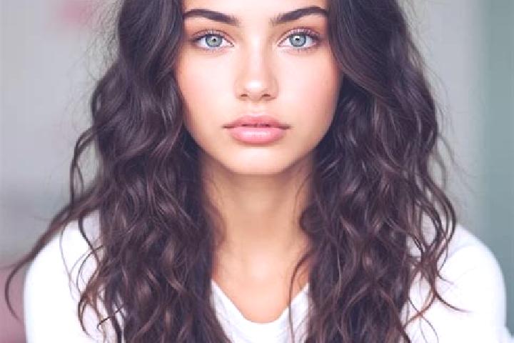 Ella, 27, a dark blonde amber-eyed mediterranean companion based in Sibi. Offering Duos, Fetish, Couples. Available for incall and outcall, overnight booking...