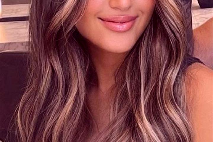 Ella, 27, a dark blonde dark-eyed mediterranean companion based in Kryvonosivka. Offering Dinner Date, GFE, OWO, A-Level, Girlfriend Experience. Available fo...