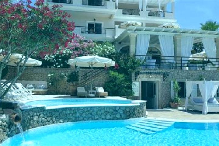 Ella, 27 — Escort in Avliotes, Greece