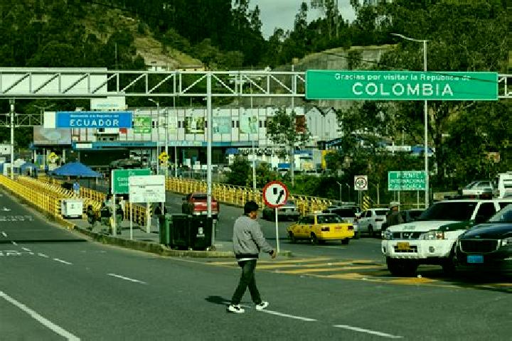 Ella, 27 — Escort in Chuquiribamba, Ecuador