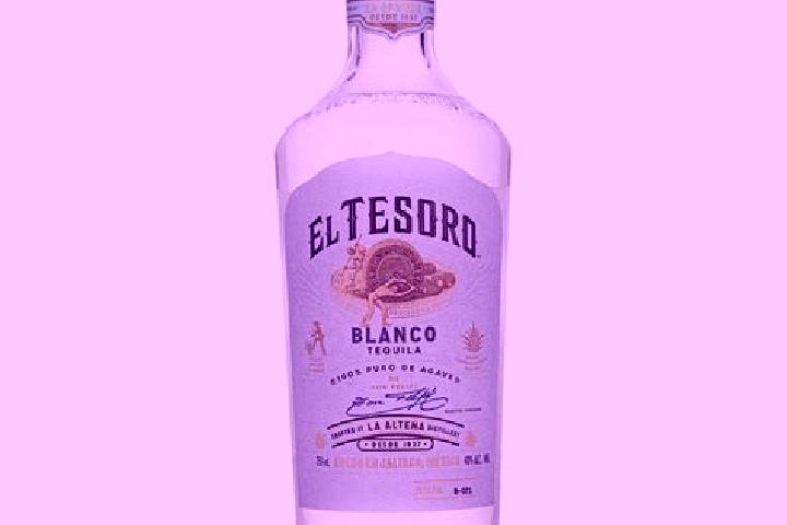 Ella, 27 — Escort in El Tesoro, Mexico