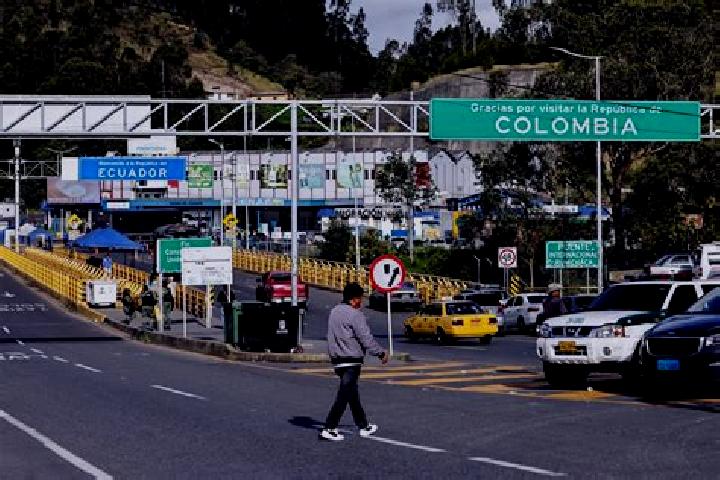 Ella, 27 — Escort in Portoviejo, Ecuador