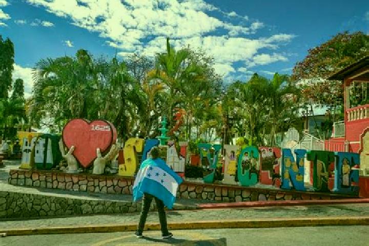 Ella, 27 — Escort in San Vicente Centenario, Honduras