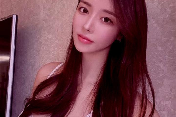 Ella, 27 — Escort in Yushanpu, China