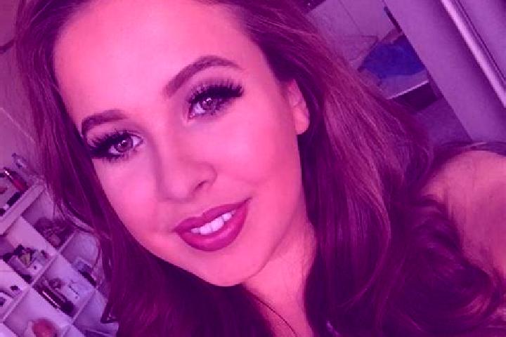 Ella, 28, a auburn brown-eyed ebony companion based in La Iglesuela del Cid. Offering Prostate Massage, Dinner Date, A-Level, Tantra. Available for incall an...