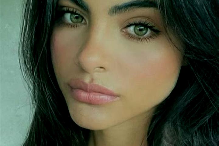 Ella, 28, a black hazel-eyed indian companion based in Gabin. Offering Massage, Tantra, Overnight. Available for incall and outcall, overnight bookings avail...