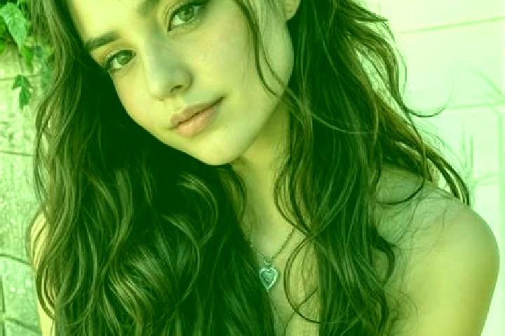 Ella, 28, a brunette hazel-eyed middle eastern companion based in Mulungu. Offering A-Level, BDSM, Girlfriend Experience. Available for incall and outcall, d...