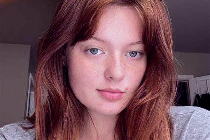 Ella, 28, a chestnut hazel-eyed caucasian companion based in Caddens. Offering GFE, Deep French Kissing, Overnight, Erotic Massage, Tantra. Available for inc...