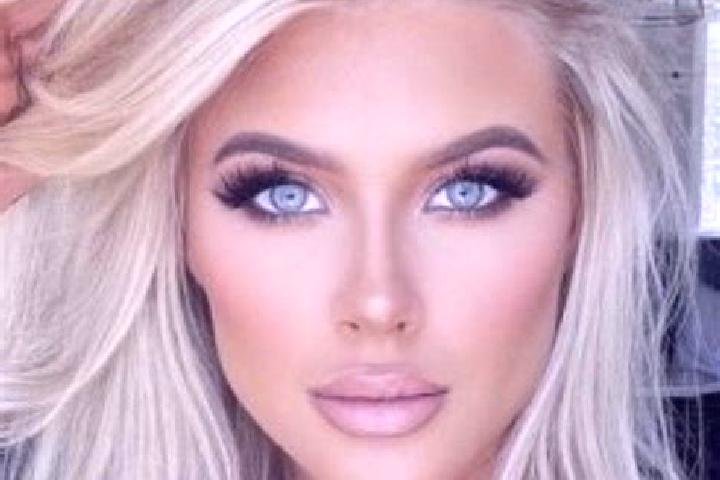 Ella, 28, a platinum blonde green-eyed middle eastern companion based in Abernethy. Offering Prostate Massage, A-Level, Massage, Duos. Available for incall a...