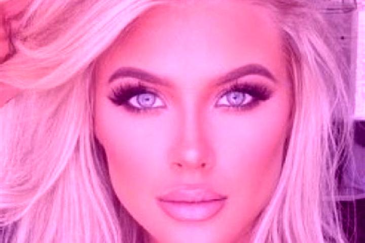 Ella, 28, a platinum blonde green-eyed slavic companion based in Bentu. Offering Massage, Striptease, Party Girl, Dinner Date, Roleplay. Available for incall...