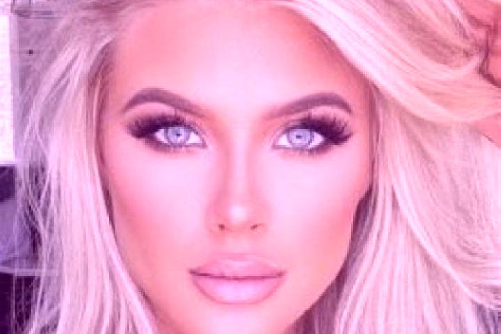 Ella, 28, a platinum blonde hazel-eyed caucasian companion based in Augustusburg. Offering BDSM, 69, Deep French Kissing, Striptease, Prostate Massage. Avail...