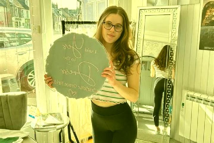 Ella, 28 — Escort in Doune, United Kingdom