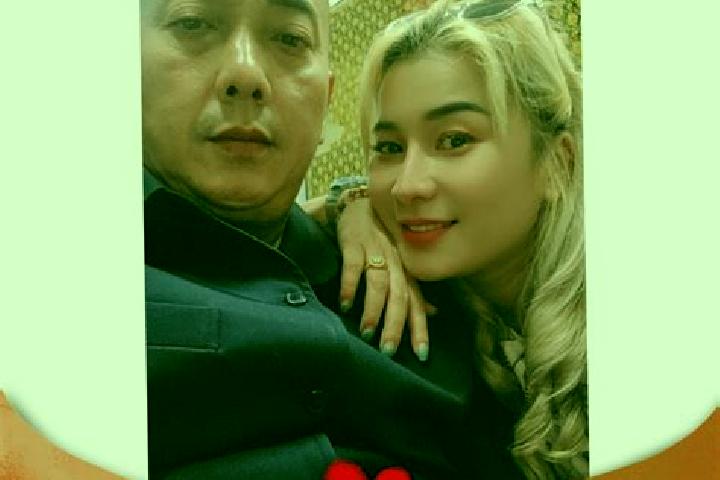 Ella, 28 — Escort in Kumpai, Indonesia