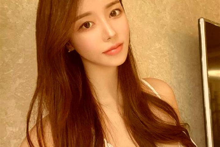 Ella, 28 — Escort in Samuyuzi, China