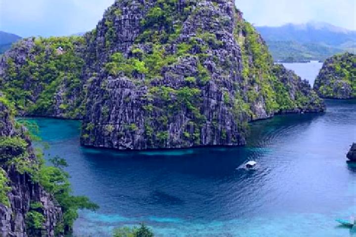 Ella, 28 — Escort in Sandolot, Philippines