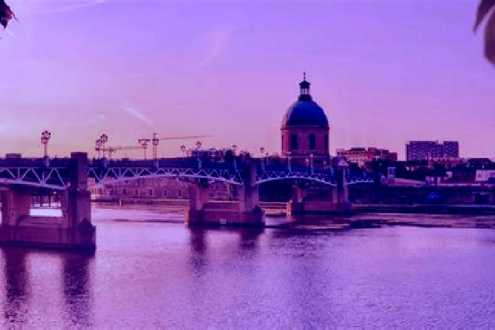 Ella, 28 — Escort in Toulouse, France