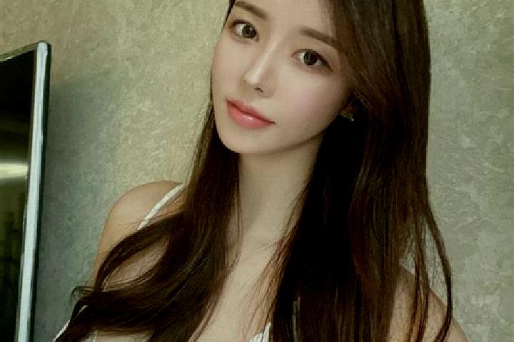 Ella, 28 — Escort in Tudi, China