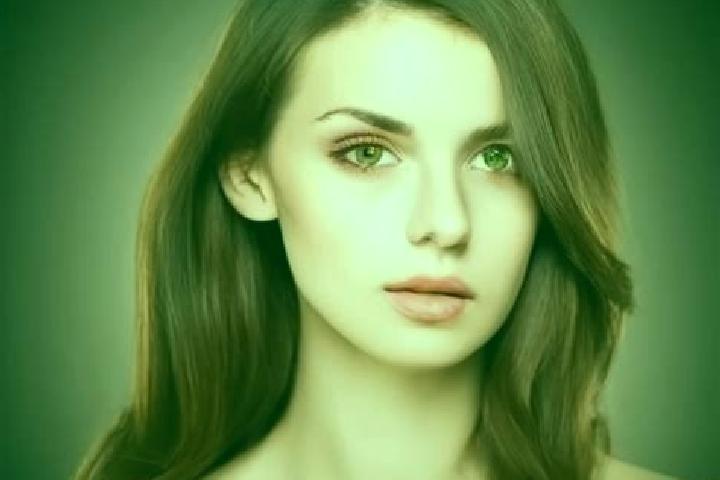 Ella, 29, a auburn amber-eyed european companion based in Mazongshan. Offering OWO, Dinner Date, GFE. Available for incall and outcall, day and evening dates.