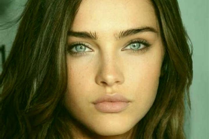 Ella, 29, a brunette blue-eyed caucasian companion based in Krzyzowa. Offering Erotic Massage, Party Girl, Massage, Couples. Available for incall and outcall...