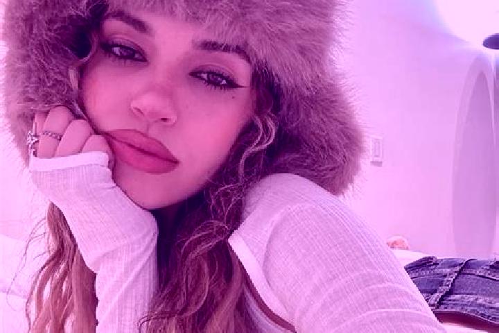 Ella, 29 — Escort in Danila, Romania