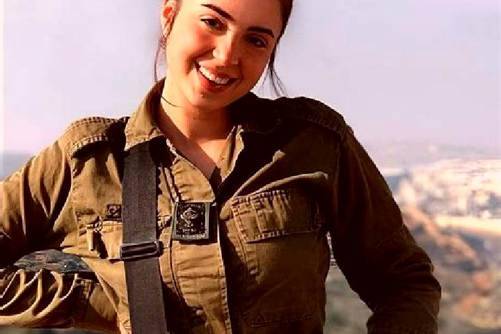 Ella, 29 — Escort in Dhi Na im, Yemen