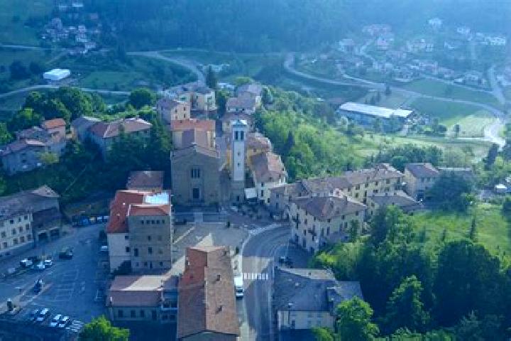 Ella, 29 — Escort in Gaggio Montano, Italy
