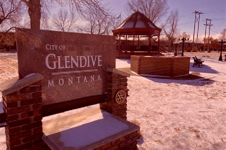 Ella, 29 — Escort in Glendive, United States