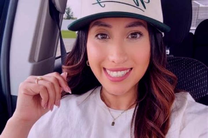 Ella, 29 — Escort in Heyburn, United States