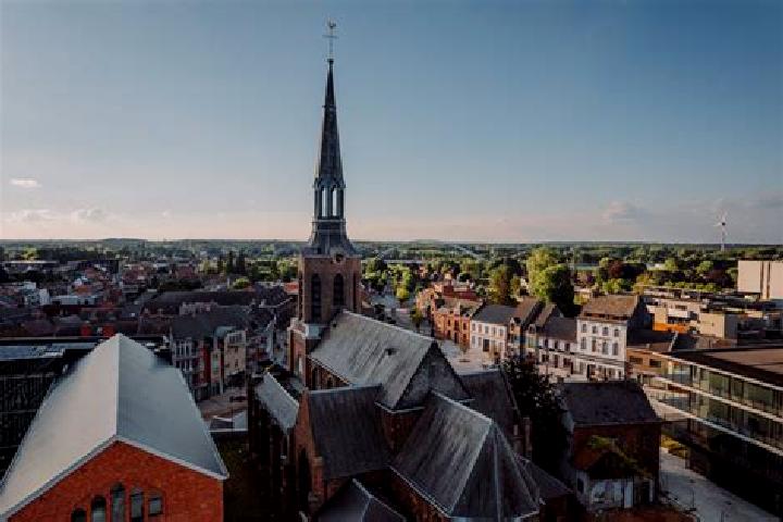 Ella, 29 — Escort in Houthalen, Belgium