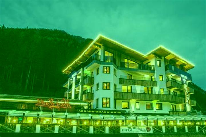 Ella, 29 — Escort in Ischgl, Austria