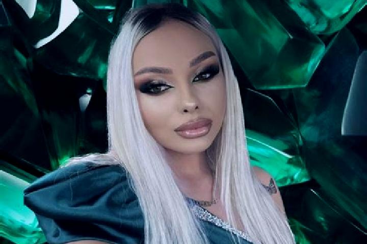 Ella, 29 — Escort in Mihalt, Romania